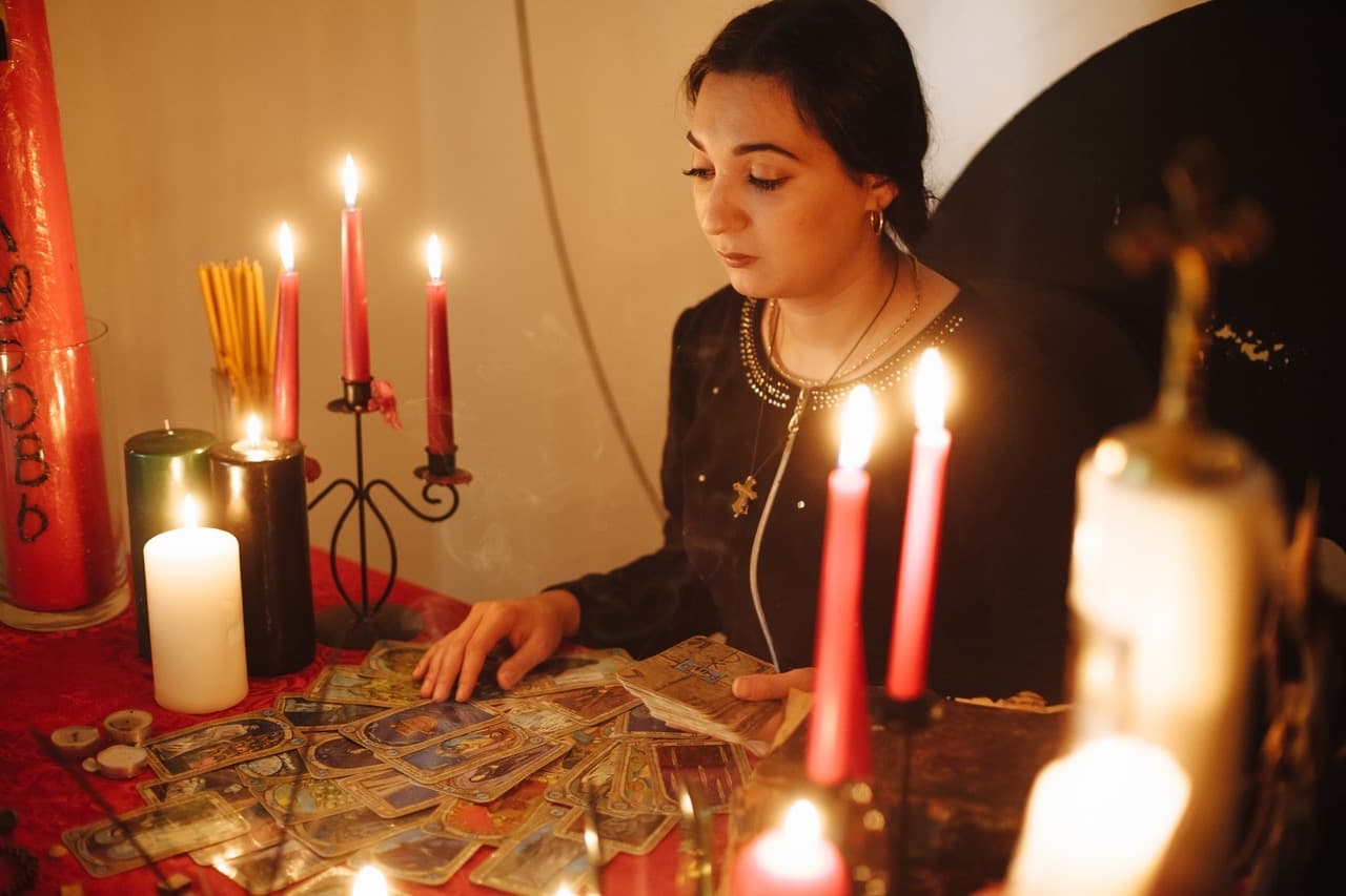 Chiromancja — wróżenie z ręki krok po kroku